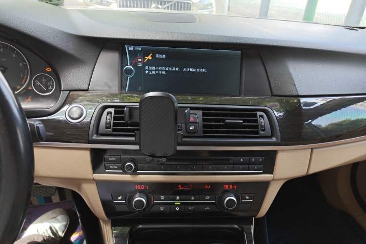 Used BMW 5 Series 2011 535Li Luxury Model Audio And AC Panel