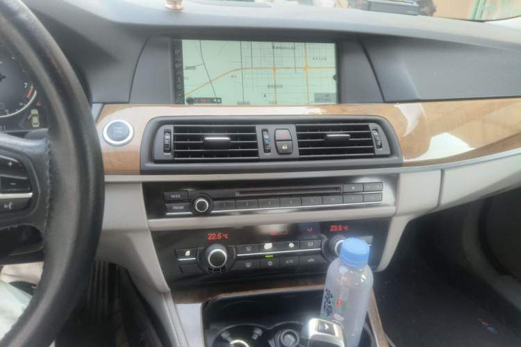 Used BMW 5 Series 2011 528Li Leading Model Audio And AC Panel