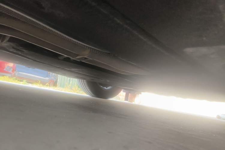 Used BMW 5 Series 2011 528Li Leading Model Chassis Front Right