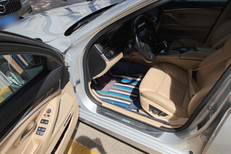 Used BMW 5 Series 2011 535Li Luxury Model Driver Seat