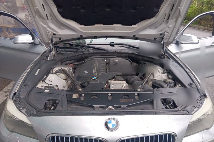 Used BMW 5 Series 2011 535i Sport Edition Engine Bay