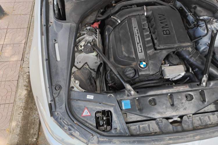 Used BMW 5 Series 2011 535Li Luxury Model Engine Bay Right