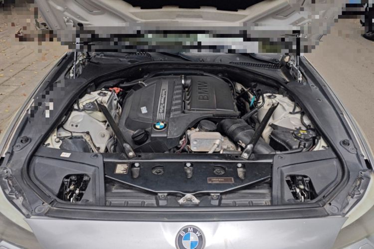 Used BMW 5 Series 2011 535i Sport Edition Engine Bay