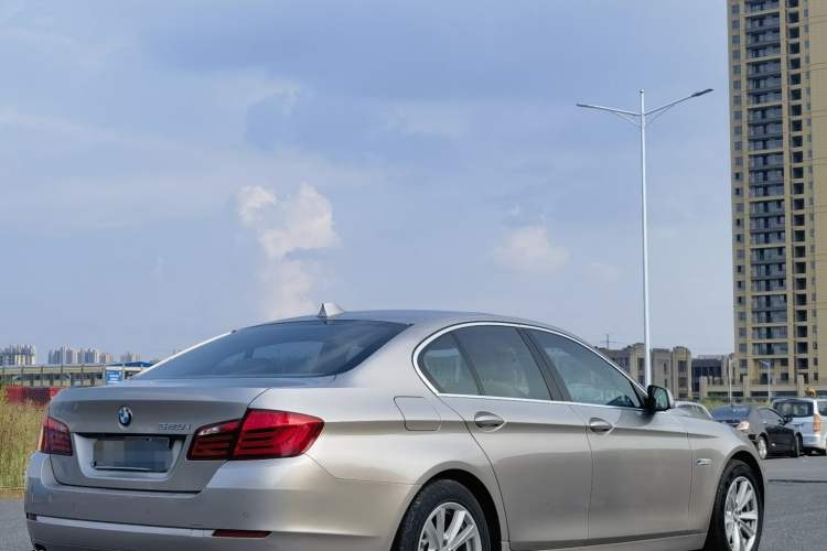 Used BMW 5 Series 2011 523i Leading Model Exterior 5