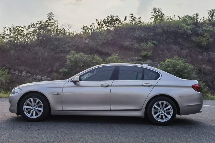 Used BMW 5 Series 2011 523i Leading Model Exterior 7