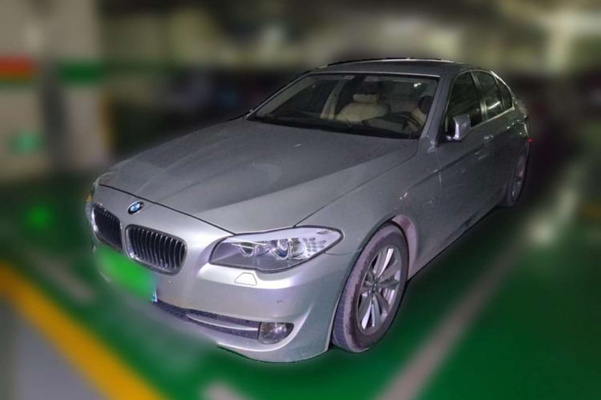 Used BMW 5 Series 2011 523i Leading Model Front Left 45 Deg