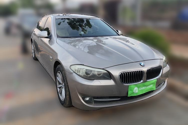 Used BMW 5 Series 2011 523Li Luxury Model Front Right 45 Deg