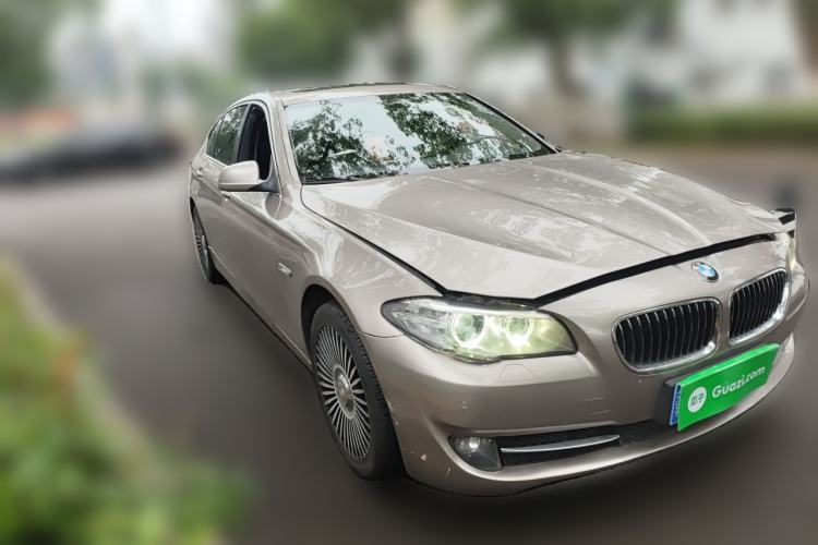 Used BMW 5 Series 2011 523Li Luxury Model Front Right 45 Deg