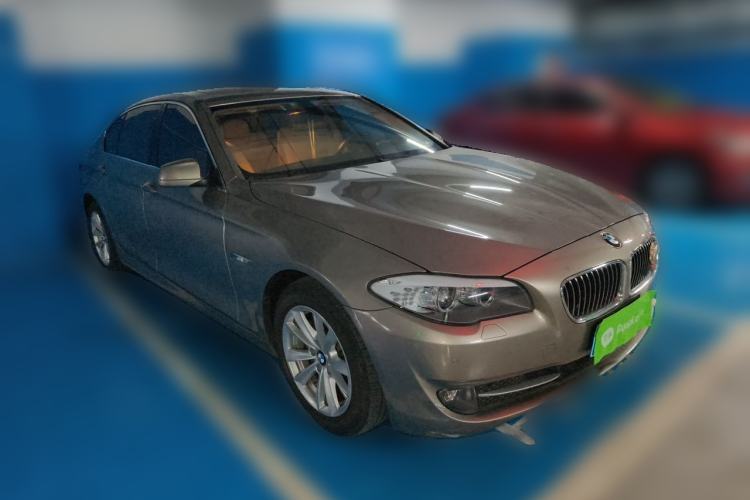 Used BMW 5 Series 2011 523Li Leading Model Front Right 45 Deg