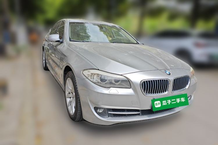 Used BMW 5 Series 2011 535i Sport Edition Front Right 45 Deg