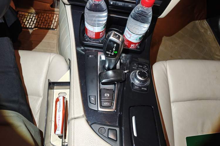 Used BMW 5 Series 2011 520Li Elegant Model Gear Lever