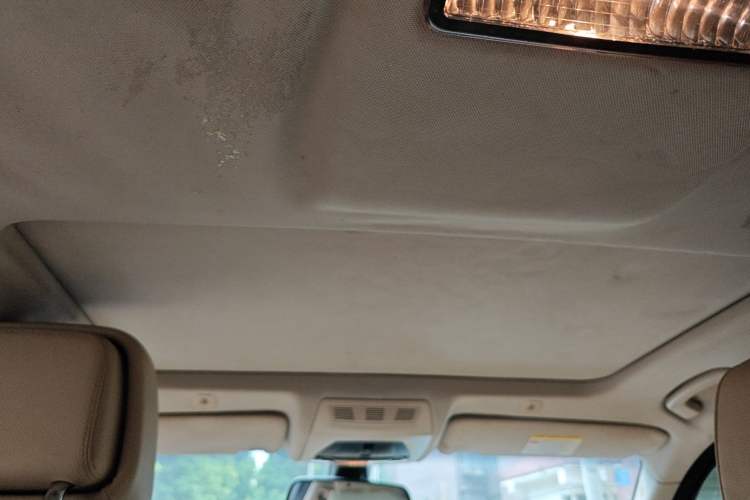 Used BMW 5 Series 2011 535i Sport Edition Headliner