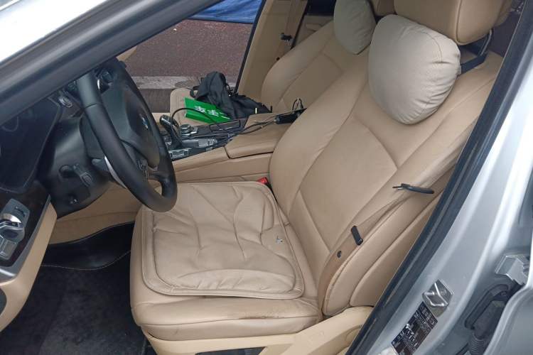 Used BMW 5 Series 2011 535i Sport Edition Left Front Seat