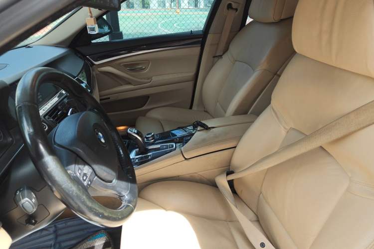 Used BMW 5 Series 2011 535Li Luxury Model Left Front Seat