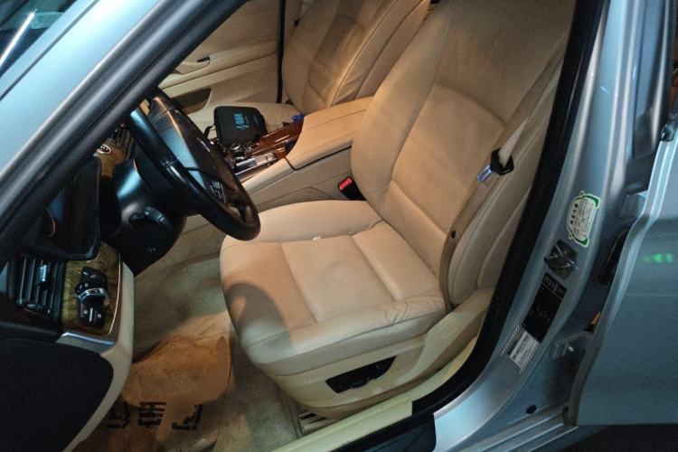 Used BMW 5 Series 2011 528Li Leading Model Left Front Seat