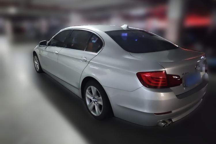 Used BMW 5 Series 2011 528Li Leading Model Rear Left 45 Deg