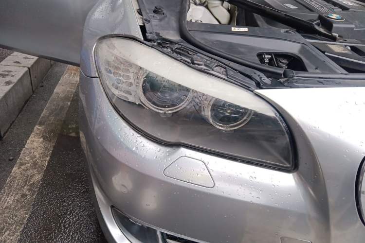 Used BMW 5 Series 2011 535i Sport Edition Right Front Headlight
