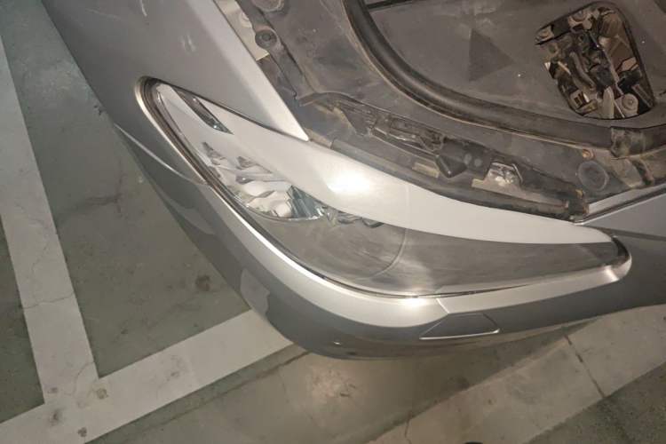 Used BMW 5 Series 2011 528Li Leading Model Right Front Headlight