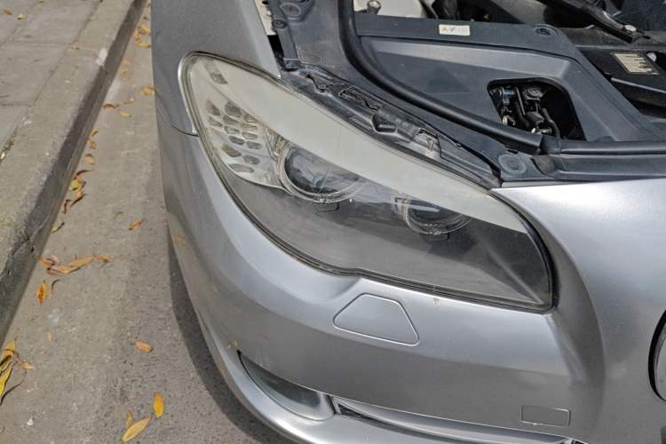 Used BMW 5 Series 2011 535i Sport Edition Right Front Headlight