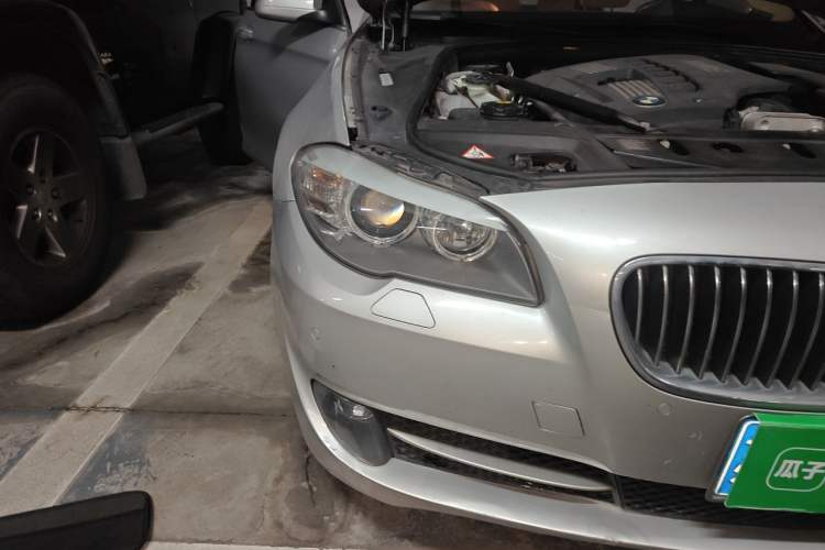 Used BMW 5 Series 2011 520Li Elegant Model Right Front Headlight