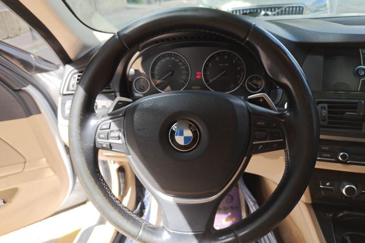 Used BMW 5 Series 2011 535Li Luxury Model Steering Wheel