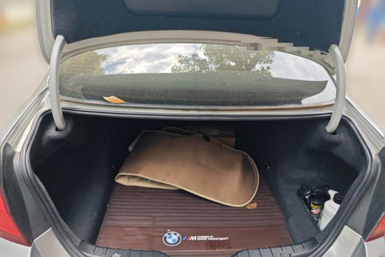 Used BMW 5 Series 2011 535i Sport Edition Trunk