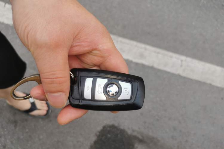 Used BMW 5 Series 2011 523Li Leading Model Vehicle Key