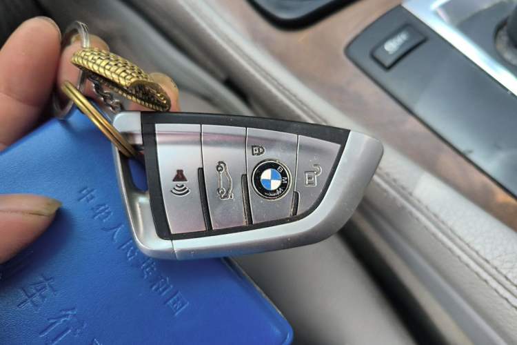 Used BMW 5 Series 2011 528Li Leading Model Vehicle Key