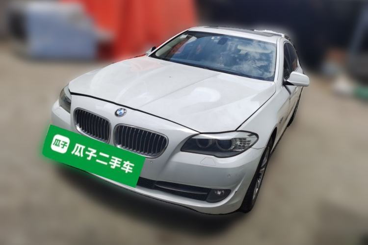Used BMW 5 Series 2011 523Li Luxury Model Guazi used car, China used car export, Used car for sale, Used cars, Cheapest cars for sale