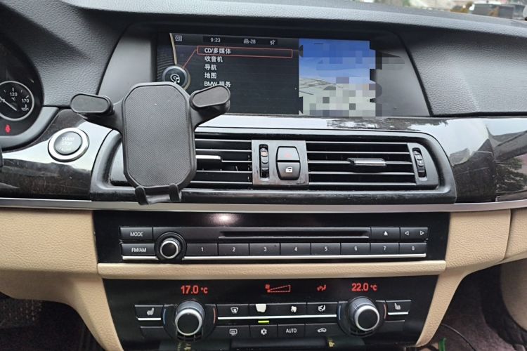 Used BMW 5 Series 2011 523Li Luxury Model Audio And AC Panel