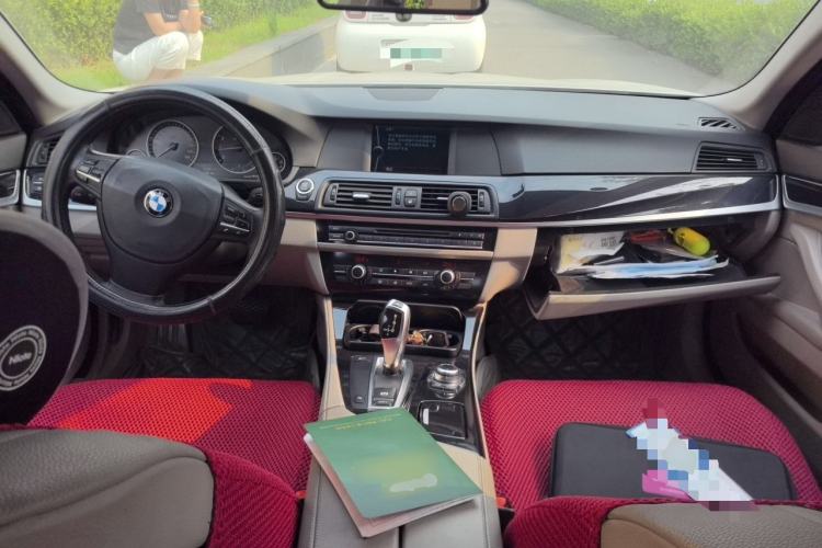 Used BMW 5 Series 2011 520Li Elegant Model Center Console