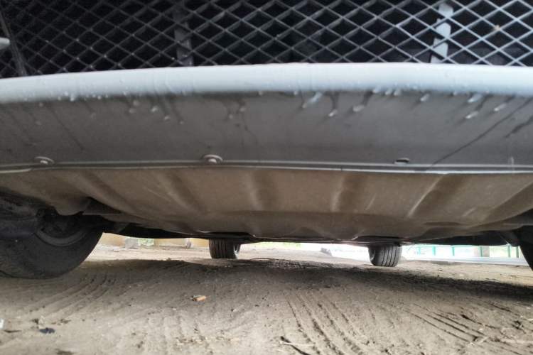 Used BMW 5 Series 2011 523Li Leading Model Chassis Front