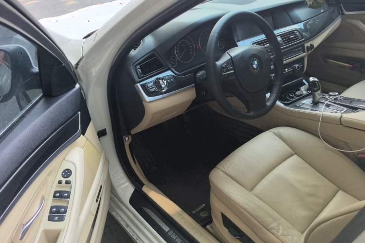 Used BMW 5 Series 2011 520Li Elegant Model Driver Seat