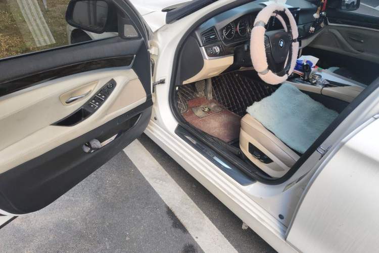 Used BMW 5 Series 2011 523Li Leading Model Driver Seat