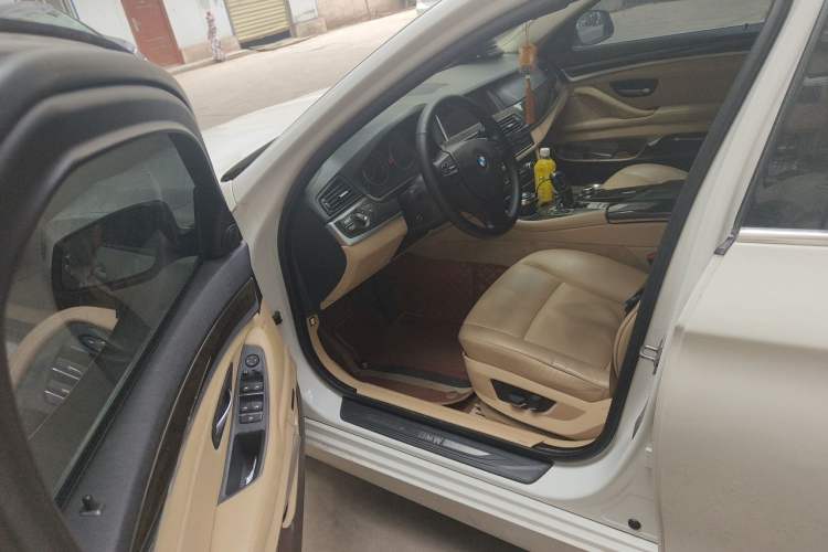 Used BMW 5 Series 2011 523Li Luxury Model Driver Seat