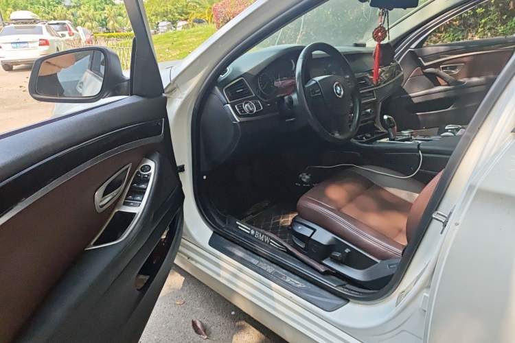 Used BMW 5 Series 2011 520Li Elegant Model Driver Seat