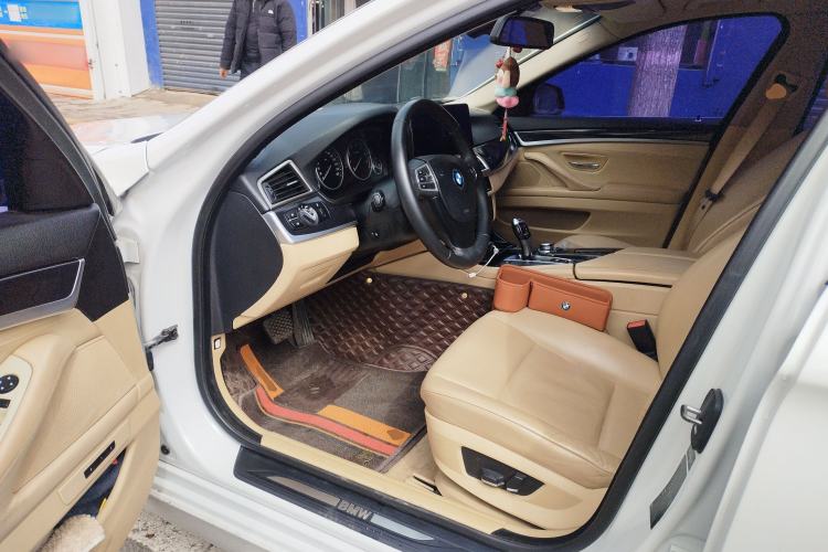 Used BMW 5 Series 2011 523Li Leading Model Driver Seat