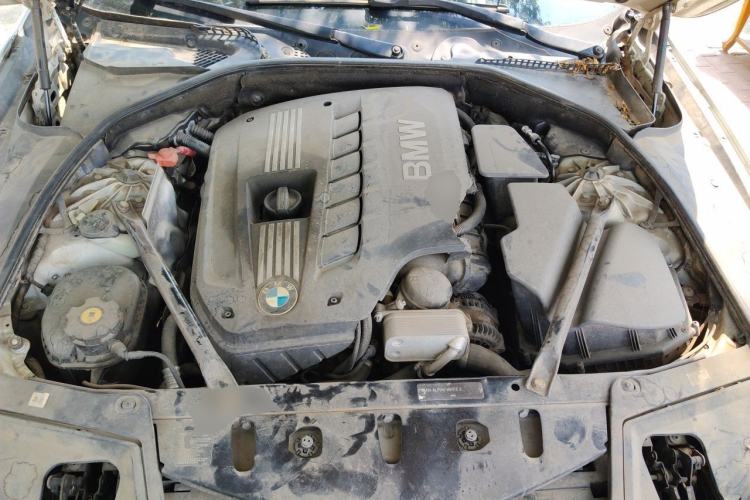 Used BMW 5 Series 2011 523Li Leading Model Engine Bay