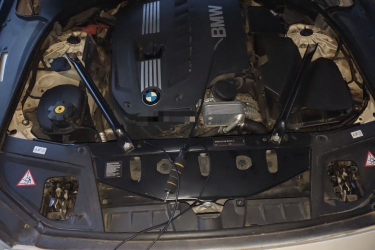 Used BMW 5 Series 2011 523Li Luxury Model Engine Bay