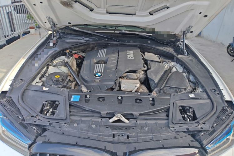 Used BMW 5 Series 2011 523Li Luxury Model Engine Bay