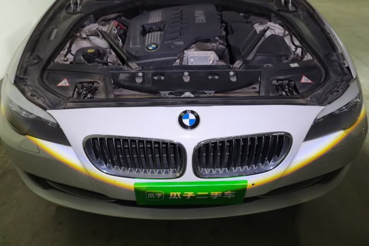 Used BMW 5 Series 2011 523i Leading Model Engine Bay