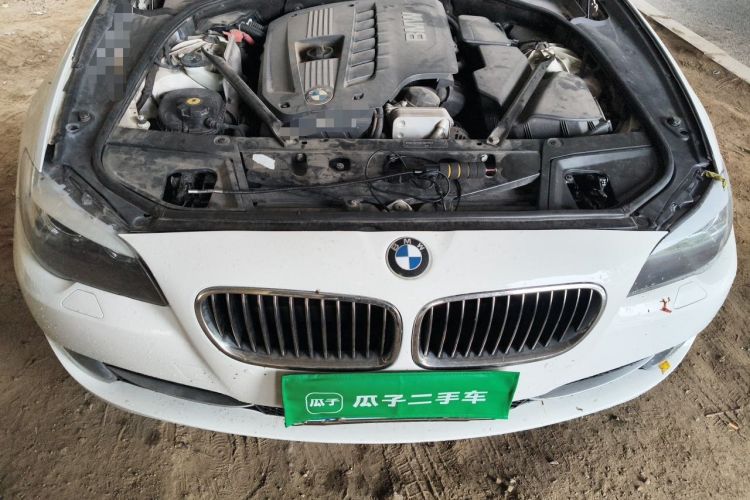 Used BMW 5 Series 2011 523Li Leading Model Engine Bay