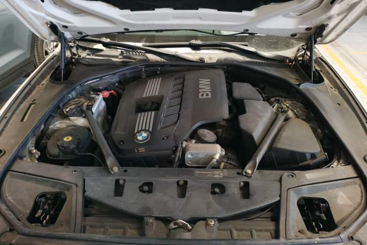 Used BMW 5 Series 2011 523Li Luxury Model Engine Bay