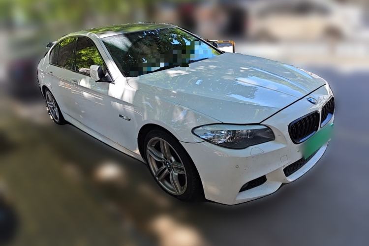 Used BMW 5 Series 2011 535i Sport Edition Front Right 45 Deg