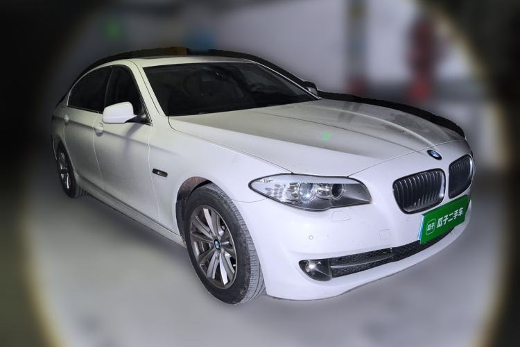 Used BMW 5 Series 2011 523Li Luxury Model Front Right 45 Deg