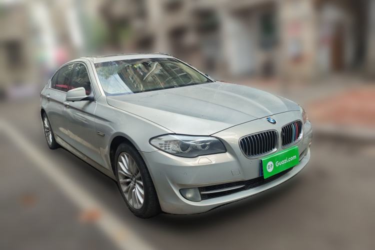 Used BMW 5 Series 2011 528Li Leading Model Front Right 45 Deg
