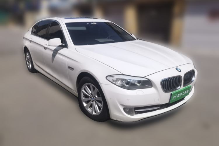 Used BMW 5 Series 2011 523Li Luxury Model Front Right 45 Deg