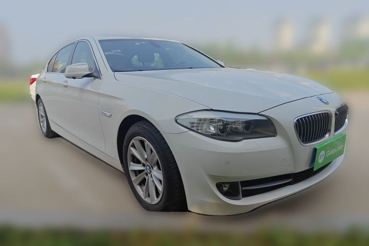 Used BMW 5 Series 2011 523Li Luxury Model Front Right 45 Deg