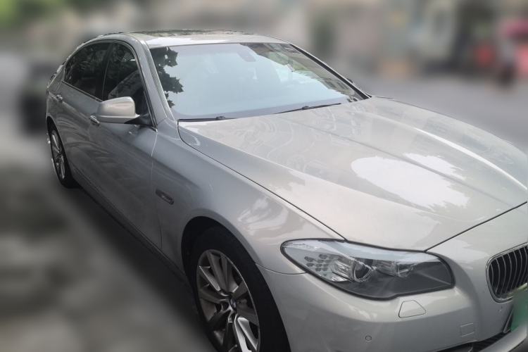 Used BMW 5 Series 2011 535Li Leading Model Front Right 45 Deg