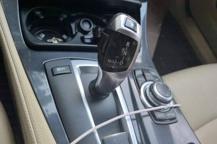 Used BMW 5 Series 2011 520Li Elegant Model Gear Lever